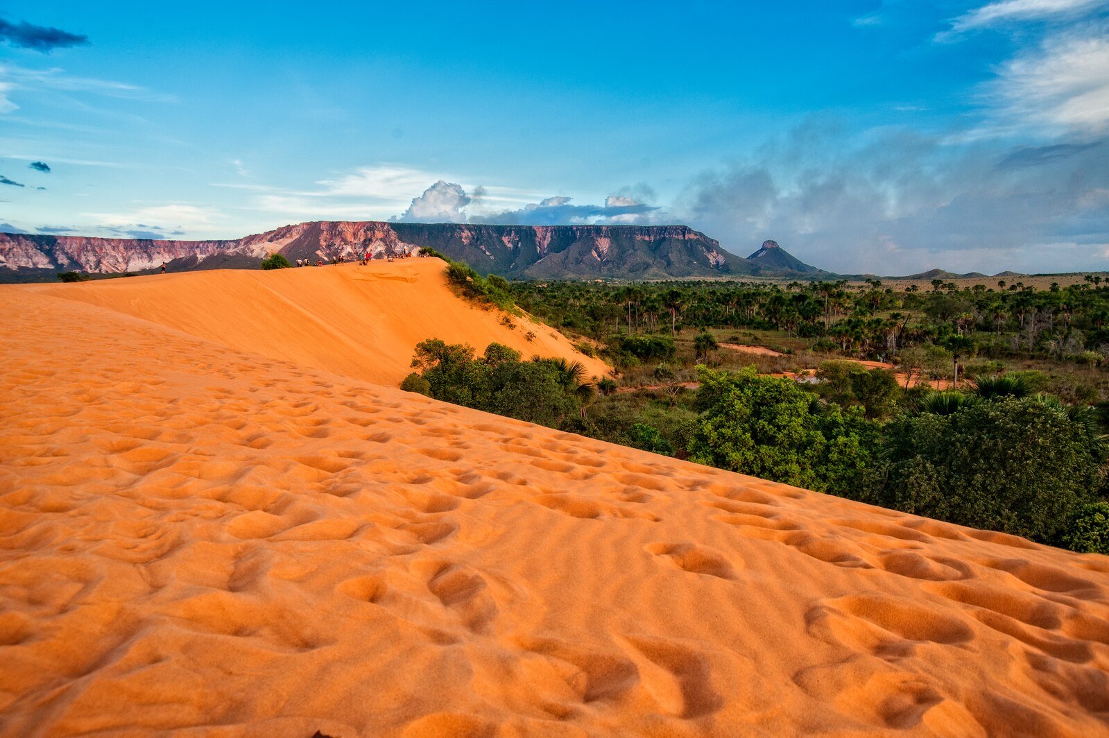 Dunas_do_Jalapão_e_Serra_Espítito_Santo.tif